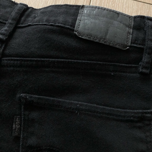 Levi’s 721 High Rise Skinny Zipper Pocket Jeans in Black Size 25 - Picture 11 of 15